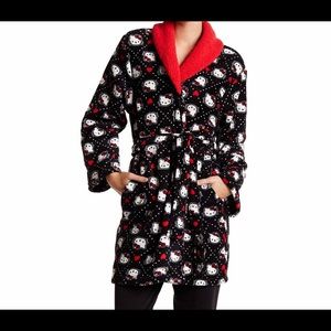 Hello Kitty Heart Belted Adult Fleece Robe